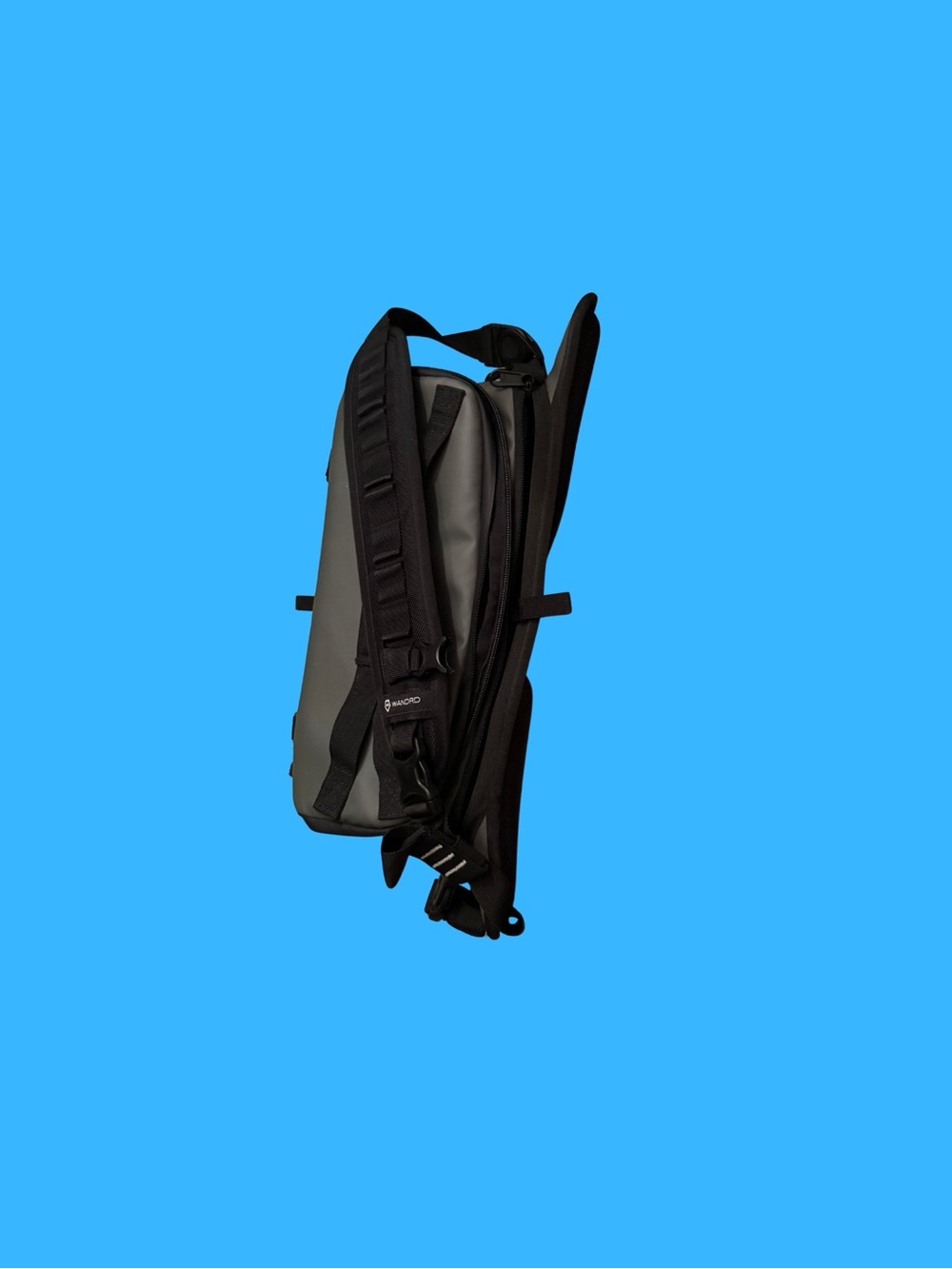 WANDRD ROGUE Sling Camera Bag - Picture 3 of 5